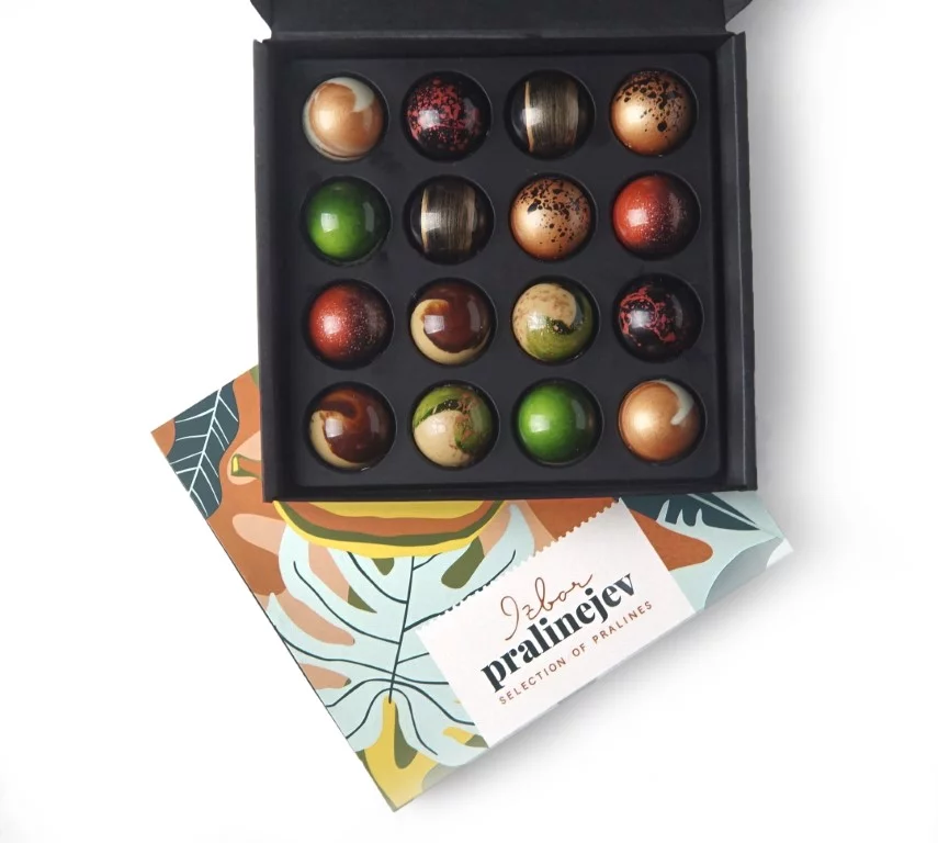 The Classic 4×4 chocolate box - Image 4