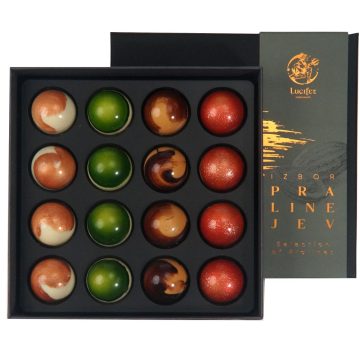 The Classic 4×4 chocolate box